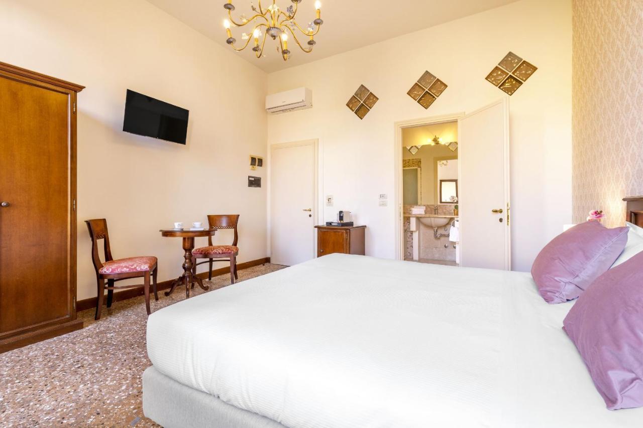 Residenza Centopietre - Dorsoduro By Wonderful Italy เวนิส ภายนอก รูปภาพ