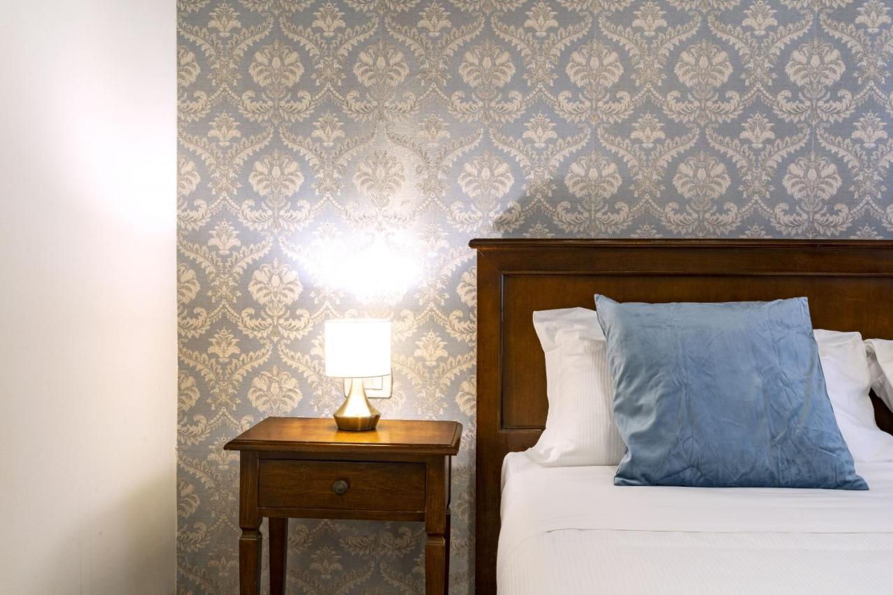 Residenza Centopietre - Dorsoduro By Wonderful Italy เวนิส ภายนอก รูปภาพ