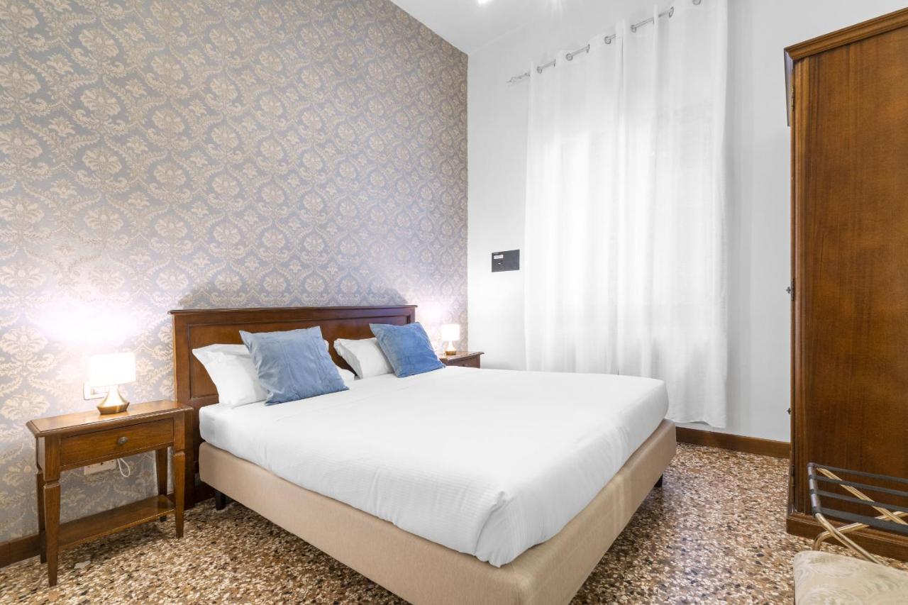 Residenza Centopietre - Dorsoduro By Wonderful Italy เวนิส ภายนอก รูปภาพ